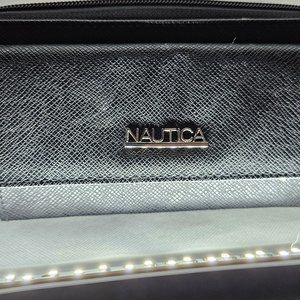 RFID - Nautica Women's Wallet / Front Pocket Organizer